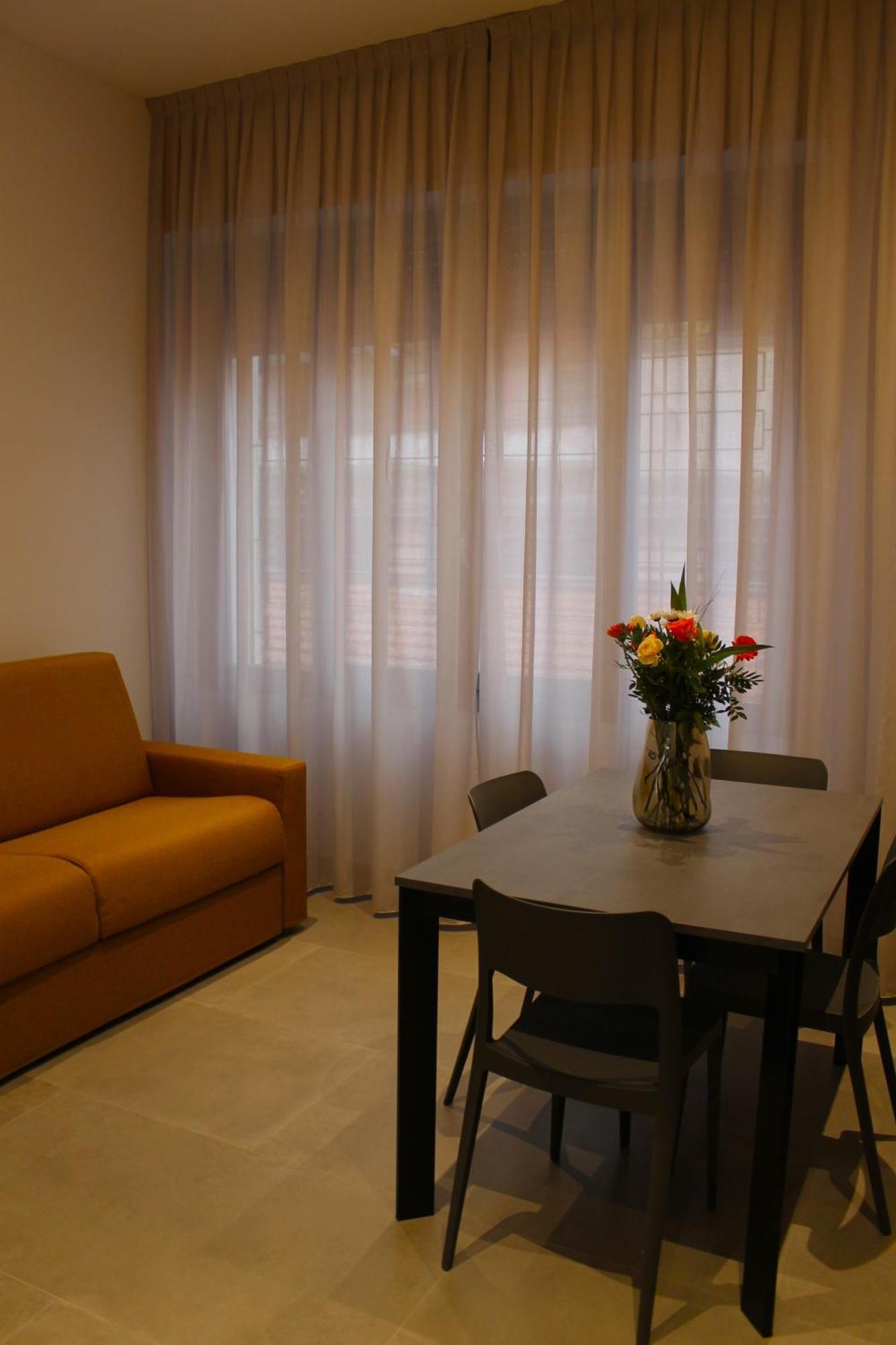 Apartment Miki - Mauro Macchi 91 Milano Exteriör bild
