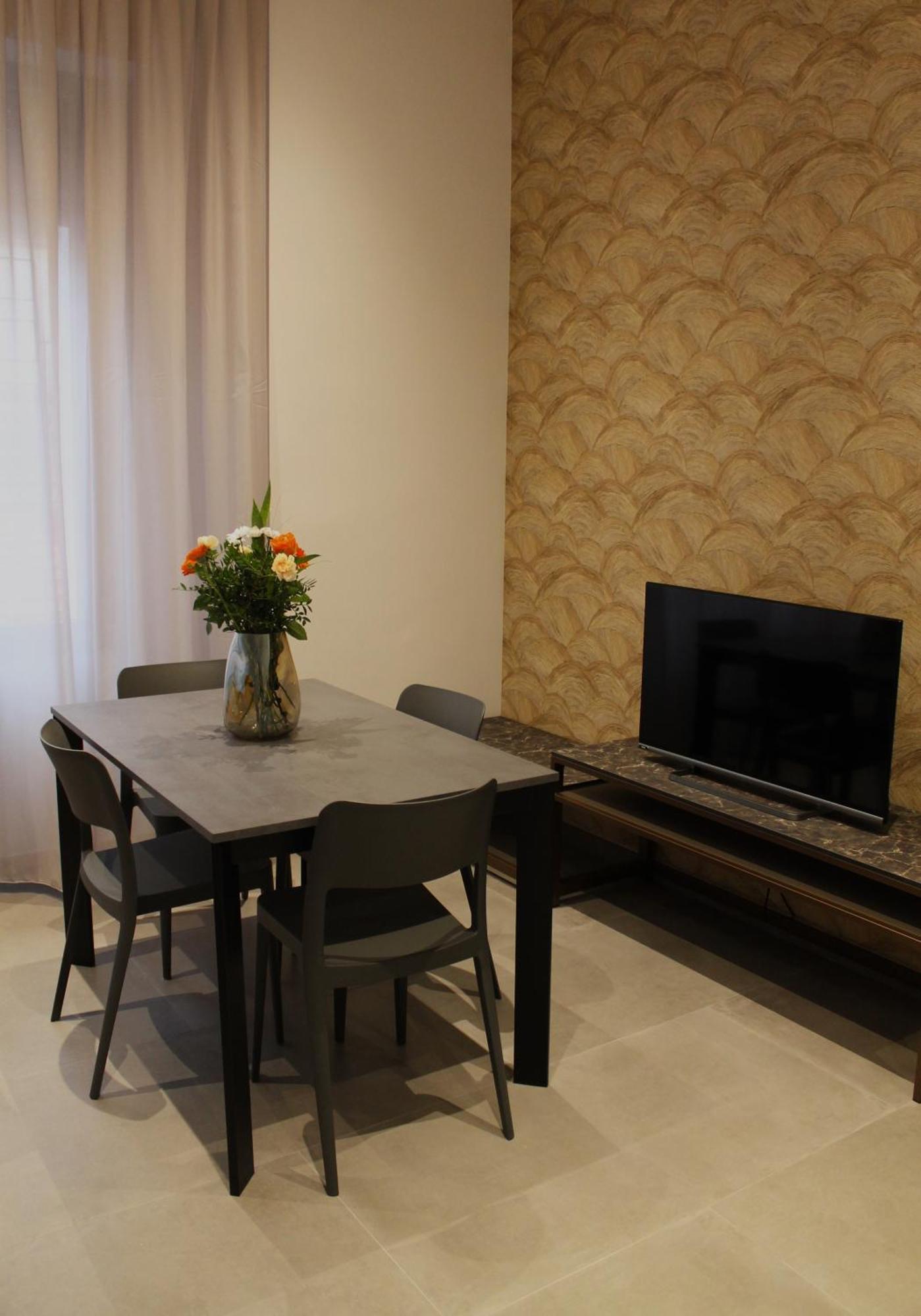 Apartment Miki - Mauro Macchi 91 Milano Exteriör bild