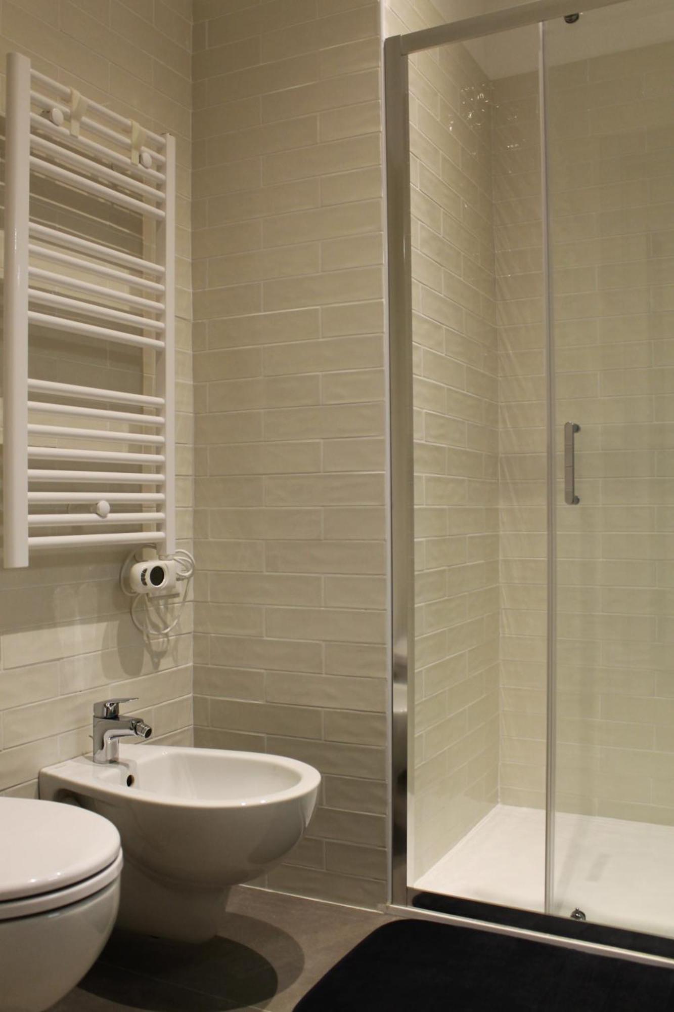 Apartment Miki - Mauro Macchi 91 Milano Exteriör bild