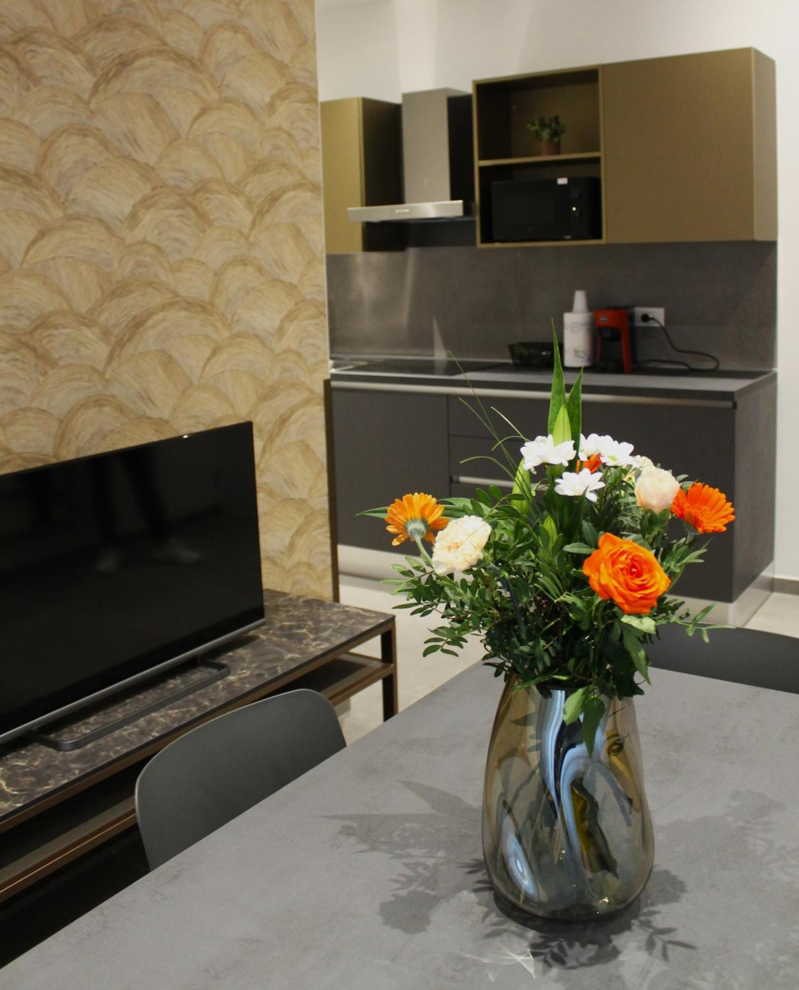 Apartment Miki - Mauro Macchi 91 Milano Exteriör bild